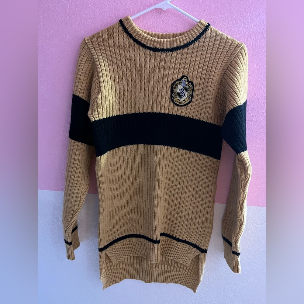 Hufflepuff quidditch sweater